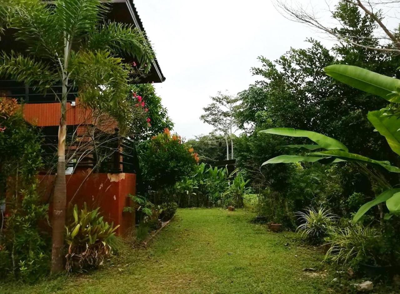 Lanta Wanida Resort Ko Lanta Exterior foto
